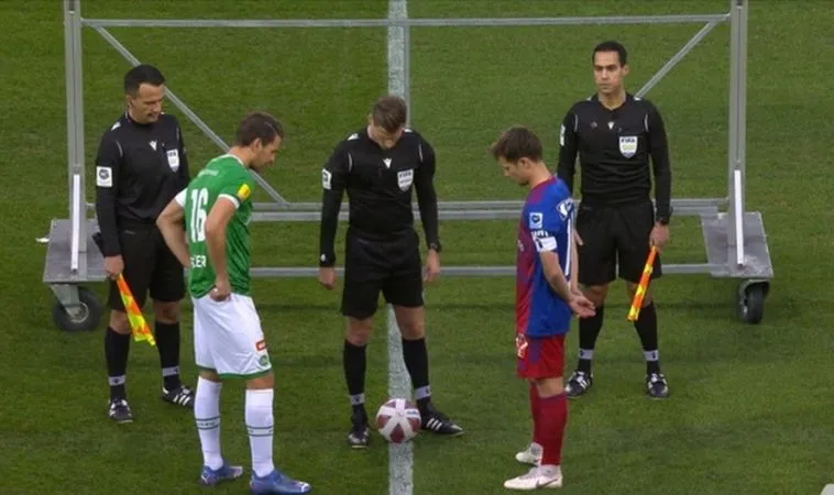 Làm Thế Nào Để Bắt Đầu Trận Đấu Bóng Đá Như Một Chuyên Gia? 1 bắt đầu và bắt đầu lại trận đấu bóng đá