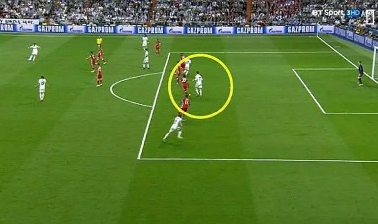 Luật Việt Vị: Chìa Khóa Cho Chiến Lược Bóng Đá 2 Trường hợp việt vị trong bóng đá