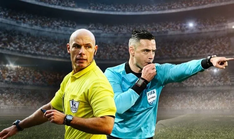 Bí Quyết Trọng Tài: Làm Thế Nào Để Công Bằng? 2 Trọng tài trong bóng đá